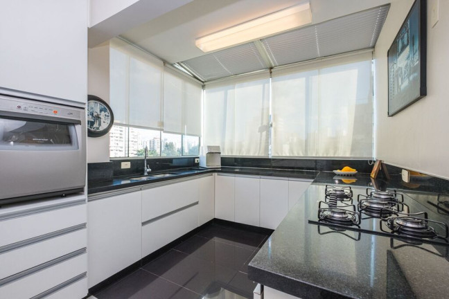 Imagem Apartamento com 3 Quartos à Venda, 262 m² em Centro - Florianópolis Imagem Apartamento com 3 Quartos à Venda, 262 m² em Centro - Florianópolis