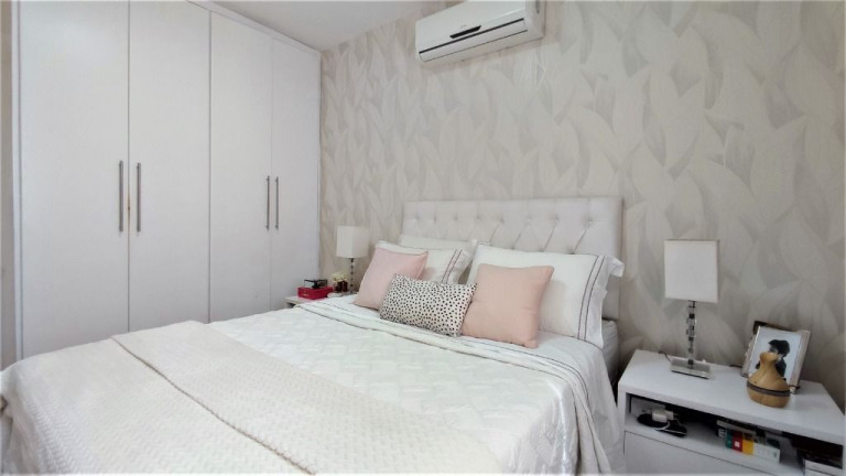 Imagem Imóvel com 2 Quartos à Venda,  em Vila Ipojuca - São Paulo