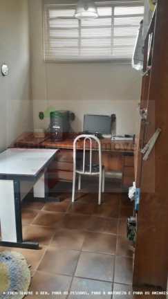 Imagem Casa com 3 Quartos à Venda, 200 m² em Vila Sao Jose - Taubaté Imagem Casa com 3 Quartos à Venda, 200 m² em Vila Sao Jose - Taubaté