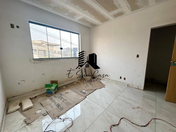 Imagem Casa com 3 Quartos à Venda, 160 m² em Cabral - Contagem Imagem Casa com 3 Quartos à Venda, 160 m² em Cabral - Contagem
