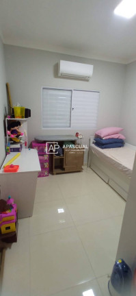 Casa com 3 Quartos à Venda, 360 m² em Pontal De Santa Marina - Caraguatatuba