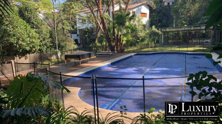Imagem Casa com 5 Quartos à Venda, em Pacaembu - São Paulo Imagem Casa com 5 Quartos à Venda, em Pacaembu - São Paulo