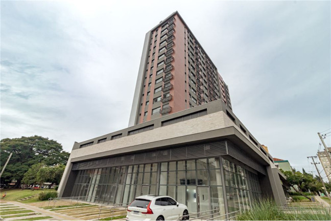 Imóvel com 2 Quartos à Venda,  em Passo Da Areia - Porto Alegre