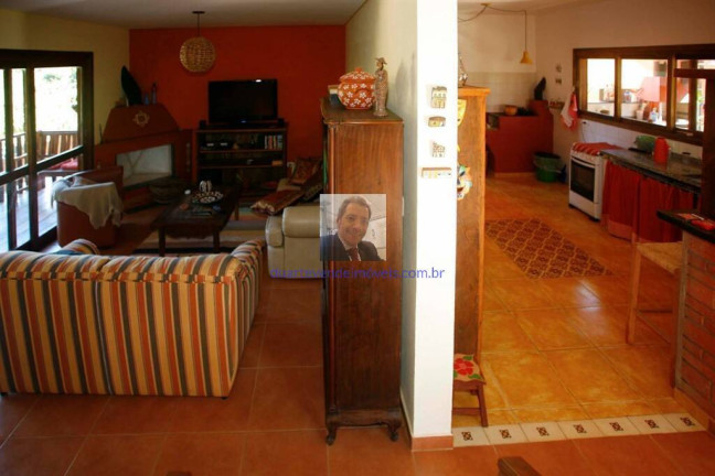 Imagem Casa de Condomínio com 3 Quartos à Venda, 240 m² em Jardim Atalaia - Cotia Imagem Casa de Condomínio com 3 Quartos à Venda, 240 m² em Jardim Atalaia - Cotia