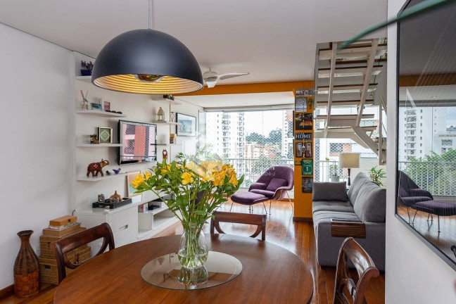 Imagem Imóvel com 3 Quartos à Venda, 161 m² em Real Parque - São Paulo