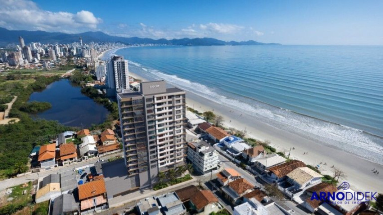 Imagem Cobertura com 4 Quartos à Venda, 197 m² em Balneario Pereque - Porto Belo Imagem Cobertura com 4 Quartos à Venda, 197 m² em Balneario Pereque - Porto Belo