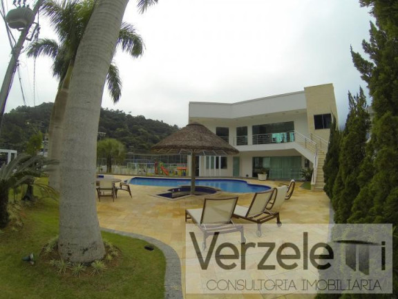 Imagem Terreno à Venda, 535 m² em Barra - Balneário Camboriú Imagem Terreno à Venda, 535 m² em Barra - Balneário Camboriú