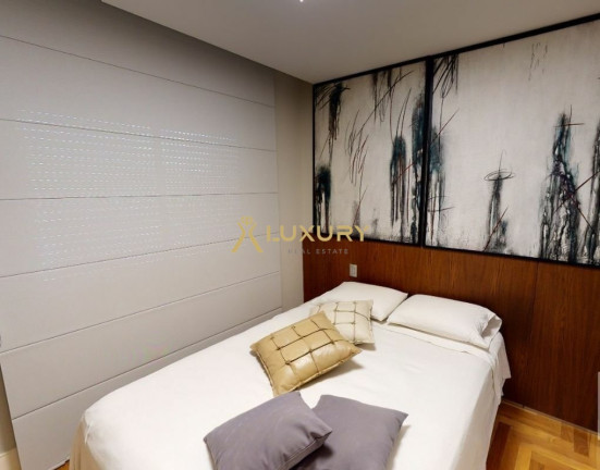 Imagem Imóvel com 4 Quartos à Venda, 246 m² em Santo Antônio - Belo Horizonte Imagem Imóvel com 4 Quartos à Venda, 246 m² em Santo Antônio - Belo Horizonte