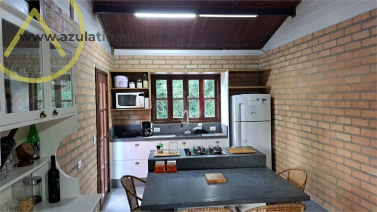 Imagem Casa com 3 Quartos à Venda, 196 m² em Alpes Da Cantareira - Mairiporã Imagem Casa com 3 Quartos à Venda, 196 m² em Alpes Da Cantareira - Mairiporã