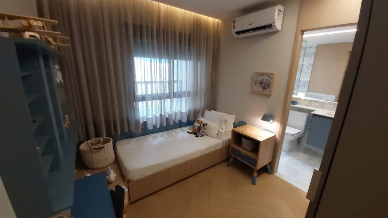 Imagem Apartamento com 3 Quartos à Venda, 144 m² em Vila Firmiano Pinto - São Paulo Imagem Apartamento com 3 Quartos à Venda, 144 m² em Vila Firmiano Pinto - São Paulo