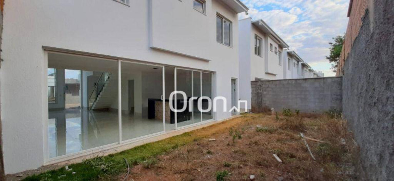 Imagem Sobrado com 4 Quartos à Venda, 203 m² em Santa Genoveva - Goiânia Imagem Sobrado com 4 Quartos à Venda, 203 m² em Santa Genoveva - Goiânia