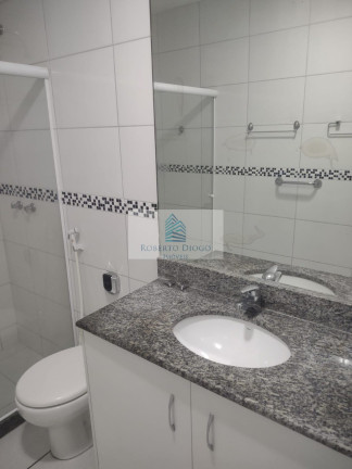 Imagem Imóvel com 3 Quartos à Venda, 120 m² em Copacabana - Rio De Janeiro Imagem Imóvel com 3 Quartos à Venda, 120 m² em Copacabana - Rio De Janeiro