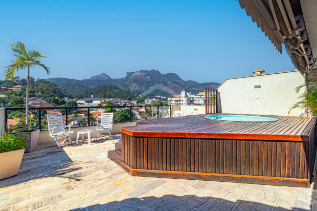 Cobertura com 4 Quartos para Alugar, 277 m² em Freguesia (jacarepaguá) - Rio De Janeiro