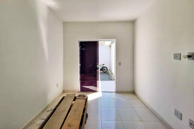 Imagem Casa com 4 Quartos à Venda ou Locação, 176 m² em Itaipu - Niterói Imagem Casa com 4 Quartos à Venda ou Locação, 176 m² em Itaipu - Niterói