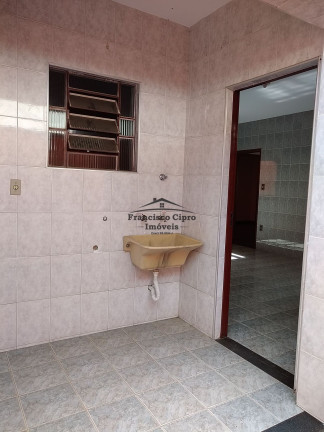 Imagem Casa com 4 Quartos à Venda, 185 m² em Beira Rio - Guaratinguetá Imagem Casa com 4 Quartos à Venda, 185 m² em Beira Rio - Guaratinguetá