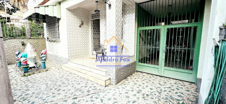Imagem Casa com 3 Quartos à Venda, 185 m² em Grajaú - Rio De Janeiro Imagem Casa com 3 Quartos à Venda, 185 m² em Grajaú - Rio De Janeiro
