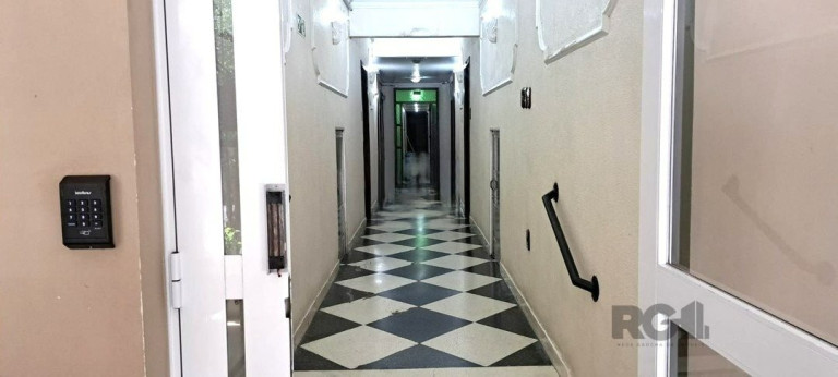 Imagem Apartamento com 2 Quartos à Venda, 70 m² em Centro Histórico - Porto Alegre Imagem Apartamento com 2 Quartos à Venda, 70 m² em Centro Histórico - Porto Alegre