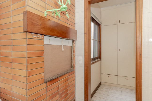 Imagem Apartamento com 4 Quartos à Venda, 191 m² em Mont Serrat - Porto Alegre Imagem Apartamento com 4 Quartos à Venda, 191 m² em Mont Serrat - Porto Alegre
