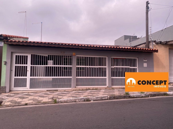 Casa com 3 Quartos à Venda, 136 m² em Centro - Suzano