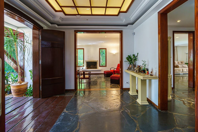 Imagem Casa com 4 Quartos à Venda, 558 m² em Alto De Pinheiros - São Paulo
