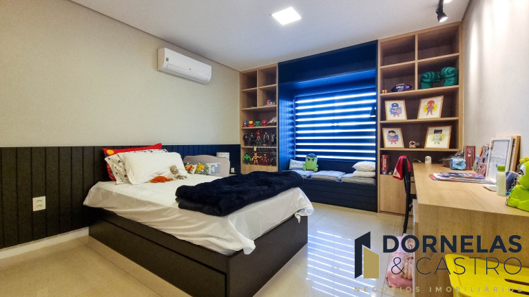 Imagem Casa com 5 Quartos à Venda, 800 m² em Guará I - Brasília Imagem Casa com 5 Quartos à Venda, 800 m² em Guará I - Brasília