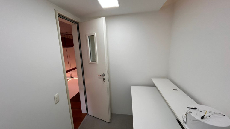 Imagem Apartamento com 4 Quartos à Venda, 67 m² em Vila Madalena - São Paulo