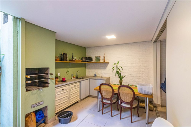 Imagem Casa com 3 Quartos à Venda, em Pinheiros - São Paulo Imagem Casa com 3 Quartos à Venda, em Pinheiros - São Paulo