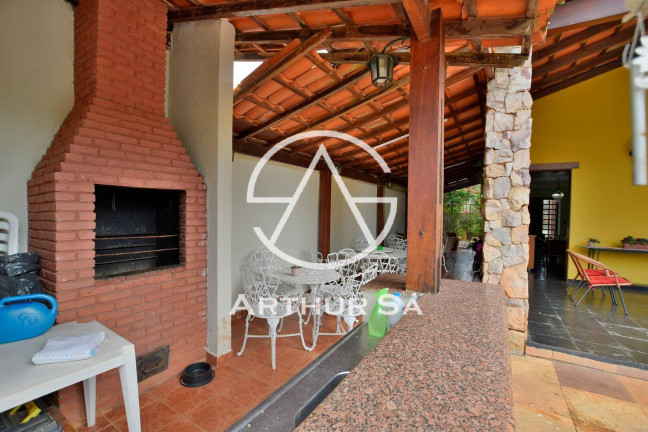 Imagem Casa com 4 Quartos à Venda, 1.100 m² em Lago Norte - Brasília Imagem Casa com 4 Quartos à Venda, 1.100 m² em Lago Norte - Brasília