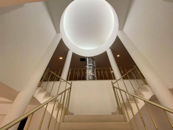 Imagem Casa com 5 Quartos à Venda ou Locação, 1.760 m² em Residencial Tamboré - Barueri Imagem Casa com 5 Quartos à Venda ou Locação, 1.760 m² em Residencial Tamboré - Barueri