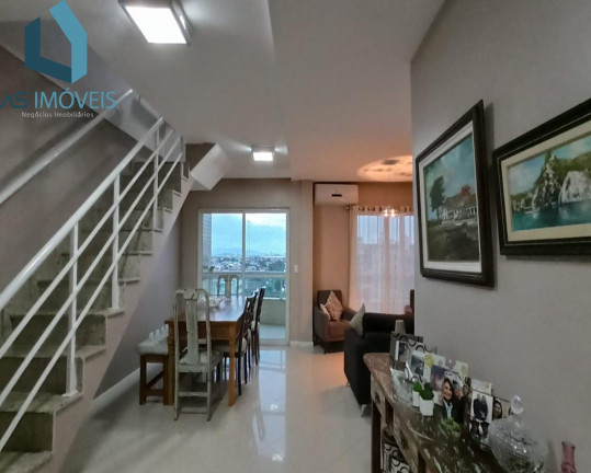 Imagem Cobertura com 3 Quartos à Venda, 190 m² em Braga - Cabo Frio
