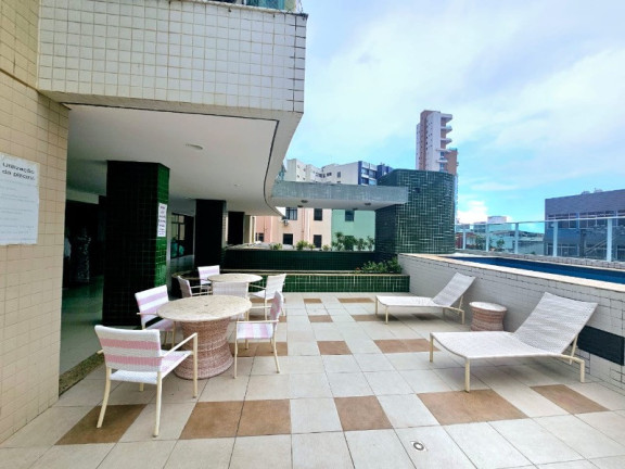 Imagem Imóvel com 2 Quartos à Venda, 71 m² em Barra - Salvador Imagem Imóvel com 2 Quartos à Venda, 71 m² em Barra - Salvador