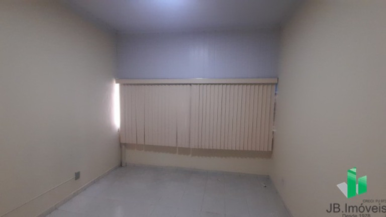 Imagem Imóvel com 4 Quartos à Venda, 120 m² em Centro - Montes Claros Imagem Imóvel com 4 Quartos à Venda, 120 m² em Centro - Montes Claros