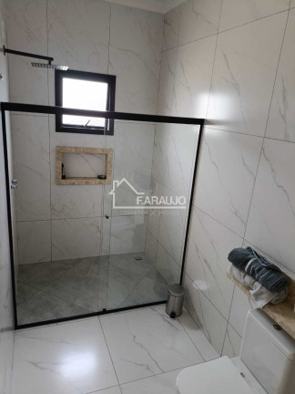 Imagem Imóvel com 3 Quartos à Venda, 450 m² em Village Ipanema 2 - Araçoiaba Da Serra Imagem Imóvel com 3 Quartos à Venda, 450 m² em Village Ipanema 2 - Araçoiaba Da Serra