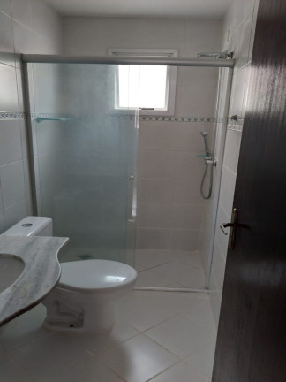 Imagem Imóvel com 3 Quartos à Venda, 134 m² em Capão Raso - Curitiba Imagem Imóvel com 3 Quartos à Venda, 134 m² em Capão Raso - Curitiba