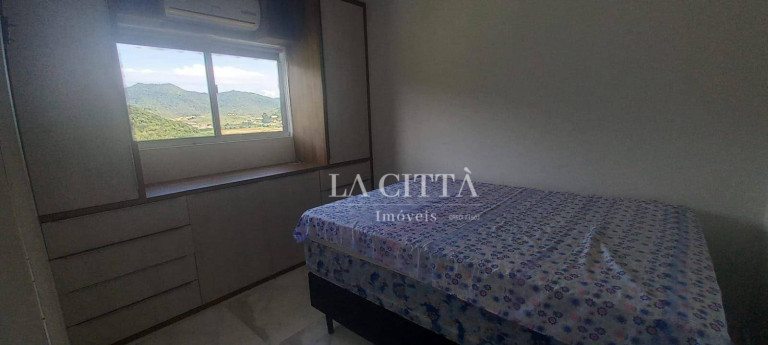 Imagem Imóvel com 3 Quartos para Alugar, 91 m² em Carvalho - Itajaí Imagem Imóvel com 3 Quartos para Alugar, 91 m² em Carvalho - Itajaí