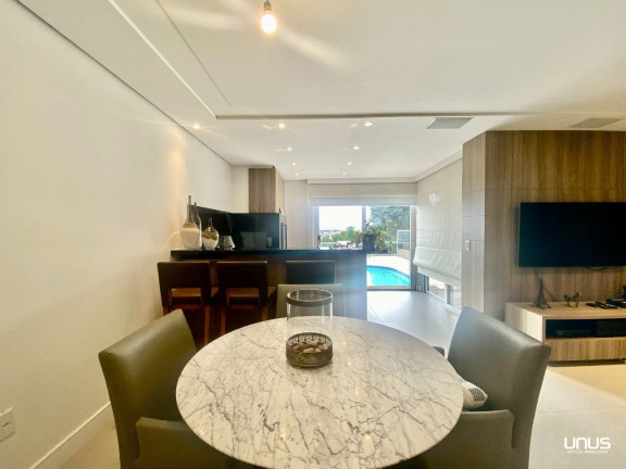 Imagem Casa com 3 Quartos à Venda, 512 m² em Itaguaçu - Florianópolis