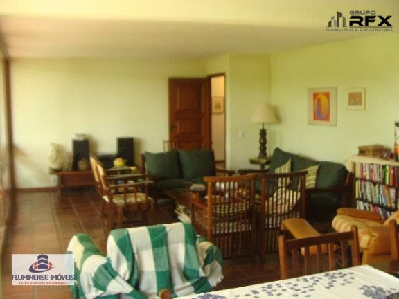 Imagem Casa com 5 Quartos à Venda, 2.400 m² em Vila Progresso - Niterói Imagem Casa com 5 Quartos à Venda, 2.400 m² em Vila Progresso - Niterói