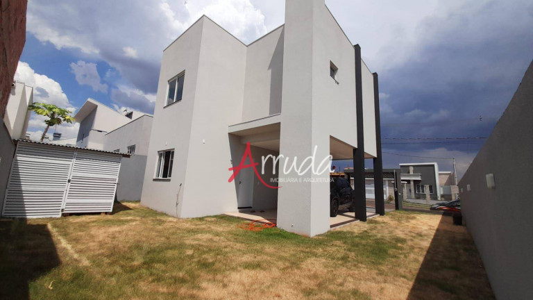Sobrado com 3 Quartos à Venda, 135 m² em Belo Horizonte - Medianeira