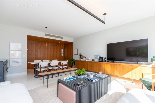 Imagem Apartamento com 2 Quartos à Venda, em Itaim Bibi - São Paulo Imagem Apartamento com 2 Quartos à Venda, em Itaim Bibi - São Paulo