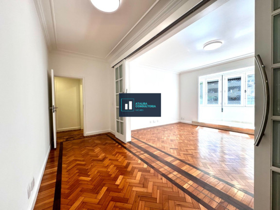 Imagem Imóvel com 3 Quartos à Venda, 193 m² em Leme - Rio De Janeiro Imagem Imóvel com 3 Quartos à Venda, 193 m² em Leme - Rio De Janeiro