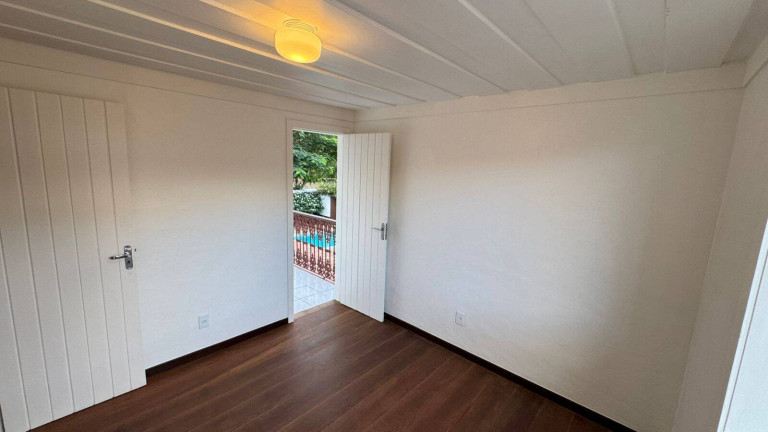 Imagem Casa com 5 Quartos para Alugar, 450 m² em Portinho - Cabo Frio Imagem Casa com 5 Quartos para Alugar, 450 m² em Portinho - Cabo Frio