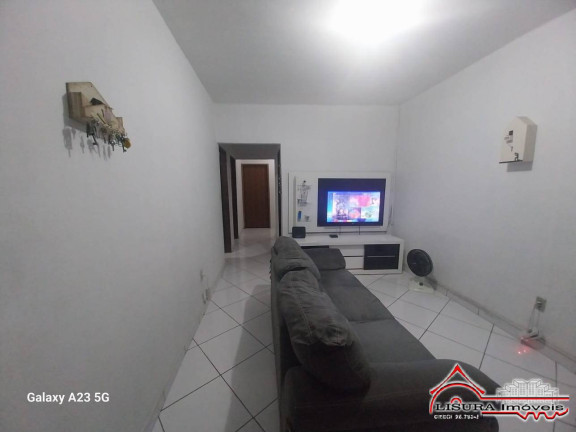 Imagem Casa com 3 Quartos à Venda, em Jardim Elza Maria - Jacareí Imagem Casa com 3 Quartos à Venda, em Jardim Elza Maria - Jacareí