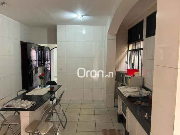 Imagem Casa com 4 Quartos à Venda, 330 m² em Vila Americano Do Brasil - Goiânia Imagem Casa com 4 Quartos à Venda, 330 m² em Vila Americano Do Brasil - Goiânia