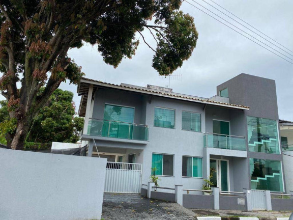 Casa com 4 Quartos à Venda, 536 m² em Abrantes - Camaçari