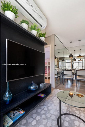 Imagem Imóvel com 2 Quartos à Venda, 45 m² em Irajá - Rio De Janeiro