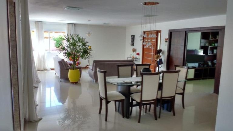 Imagem Casa com 4 Quartos à Venda, 600 m² em Portão - Lauro De Freitas Imagem Casa com 4 Quartos à Venda, 600 m² em Portão - Lauro De Freitas