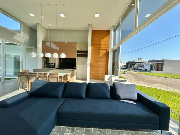 Imagem Casa com 3 Quartos à Venda, 190 m² em Dubai - Capao Da Canoa Imagem Casa com 3 Quartos à Venda, 190 m² em Dubai - Capao Da Canoa