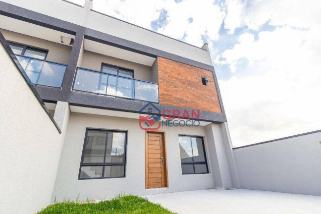 Imagem Sobrado com 3 Quartos à Venda, 105 m² em Xaxim - Curitiba Imagem Sobrado com 3 Quartos à Venda, 105 m² em Xaxim - Curitiba