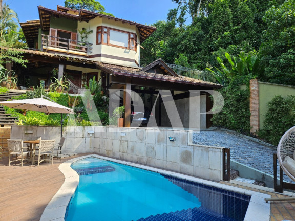 Imagem Casa com 4 Quartos à Venda, 600 m² em Vargem Grande - Rio De Janeiro