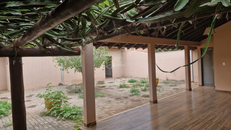 Imagem Casa com 3 Quartos à Venda, 182 m² em Vila Santa Luzia - Campo Grande Imagem Casa com 3 Quartos à Venda, 182 m² em Vila Santa Luzia - Campo Grande